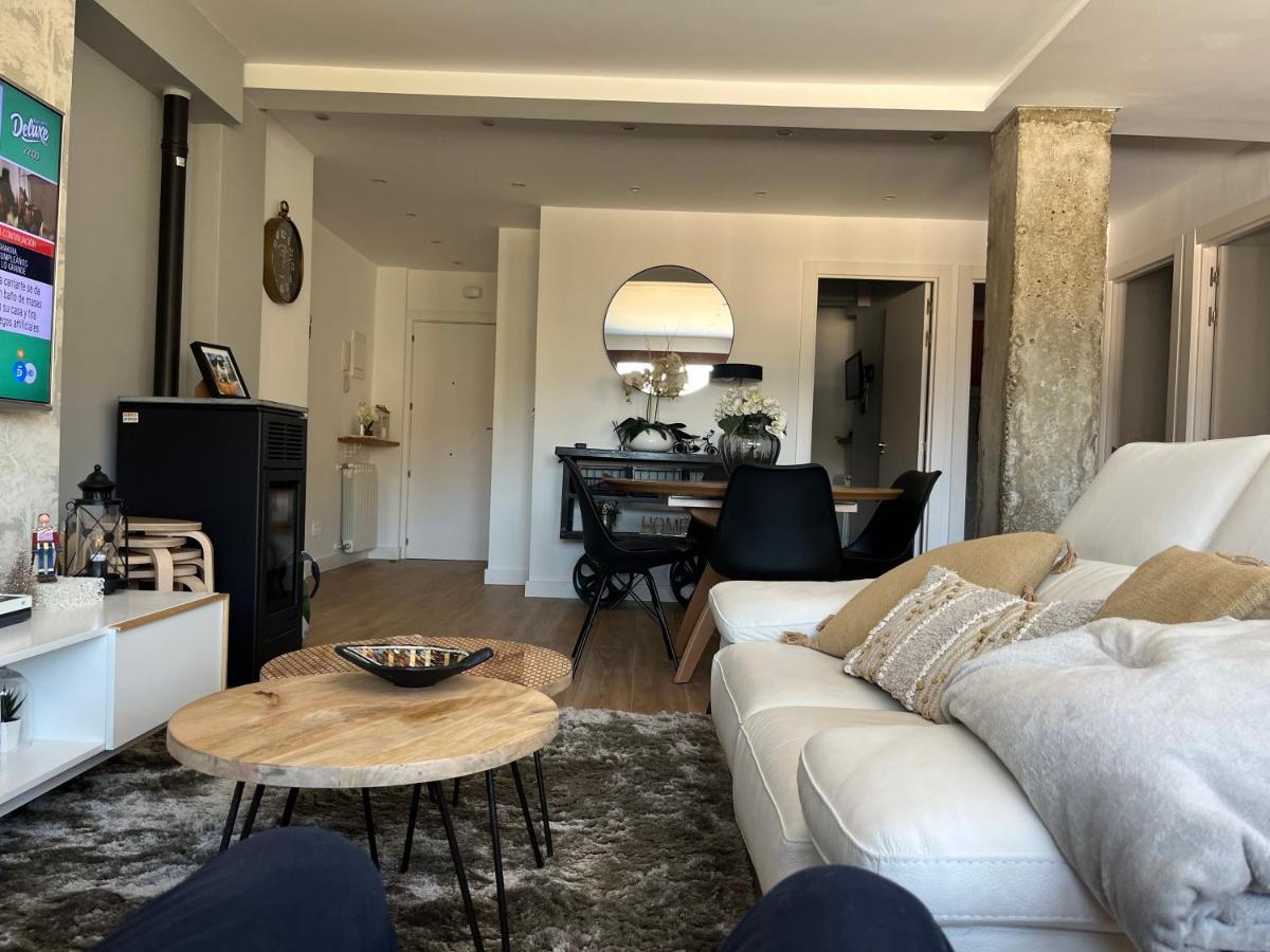 San Bernardo Apartamento de lujo con ascensor y vistas a Collarada Jaca Exterior foto